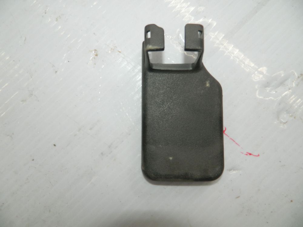 Накладка крепления сидений MITSUBISHI LANCER CY4A Перед Прав (Контрактный) 0732604