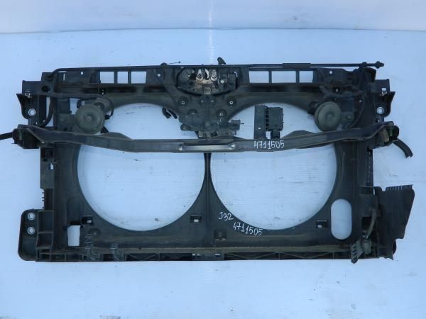 Рамка радиатора NISSAN TEANA J32 (Контрактный)