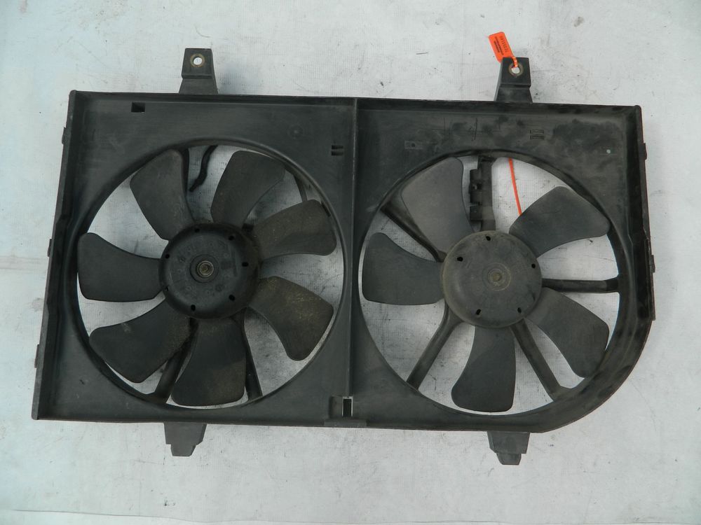 Диффузор радиатора NISSAN TINO V10 (Контрактный) 72355169