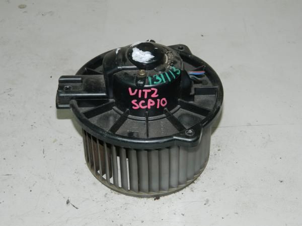 Мотор печки TOYOTA Vitz SCP10 (Контрактный) 24121741