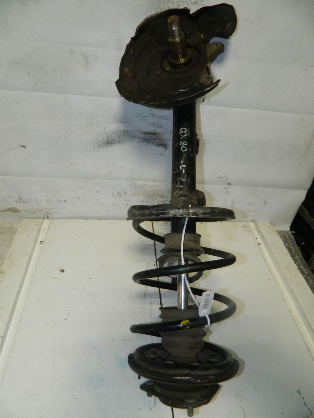 Стойка подвески TOYOTA MARK II GX80 Перед Лев (Контрактный) 45976231