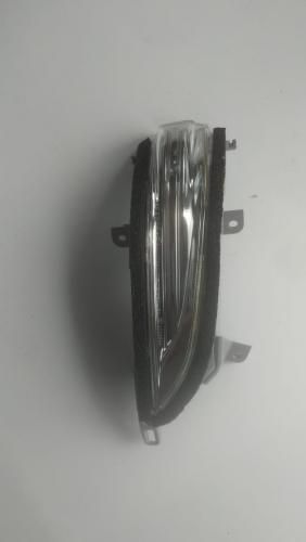 Повторитель поворота в зеркало TOYOTA 8173060130 TOYOTA ,Lexus LX570