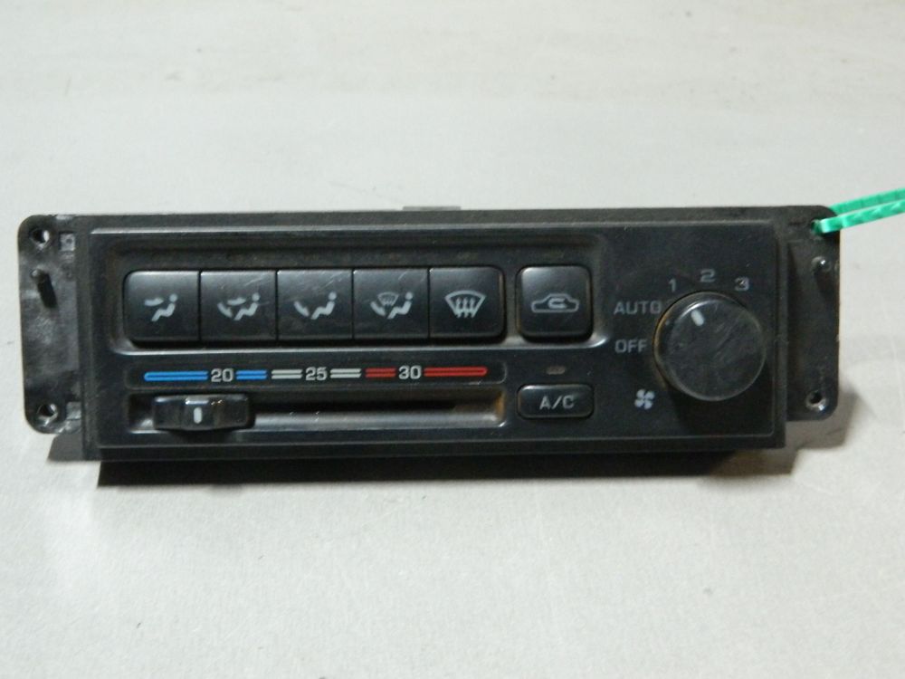 Блок управления климат-контролем NISSAN SUNNY B14 (Контрактный) 81540605
