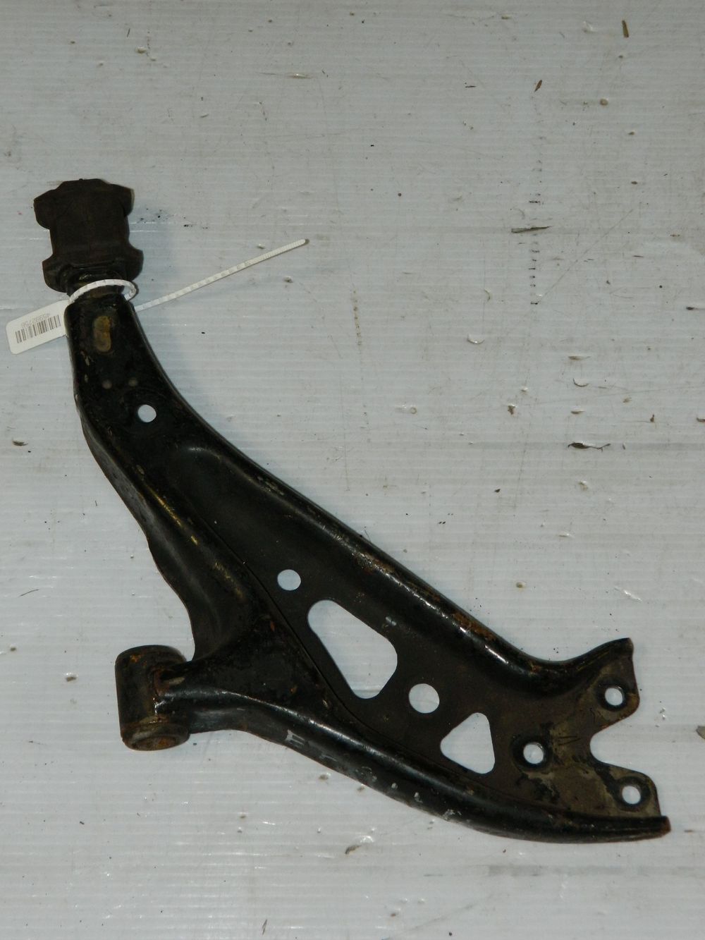 Рычаг подвески TOYOTA STARLET EP91 Перед Лев (Контрактный) 45992756