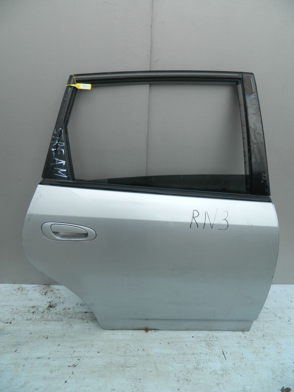 Дверь HONDA STREAM RN3 Зад Прав (Контрактный) 40951536