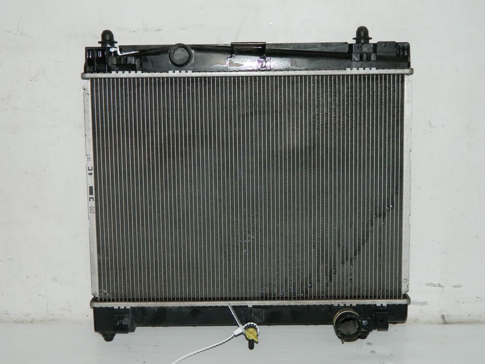 Радиатор ДВС TOYOTA RACTIS NCP100 1NZ (Контрактный) 45984801