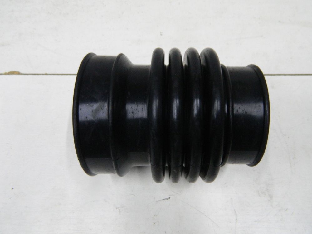 Патрубок воздушного фильтра GENERAL PARTS 165780W000 NISSAN ELGRAND E50 / TERRANO REGULUS R50 VG33E