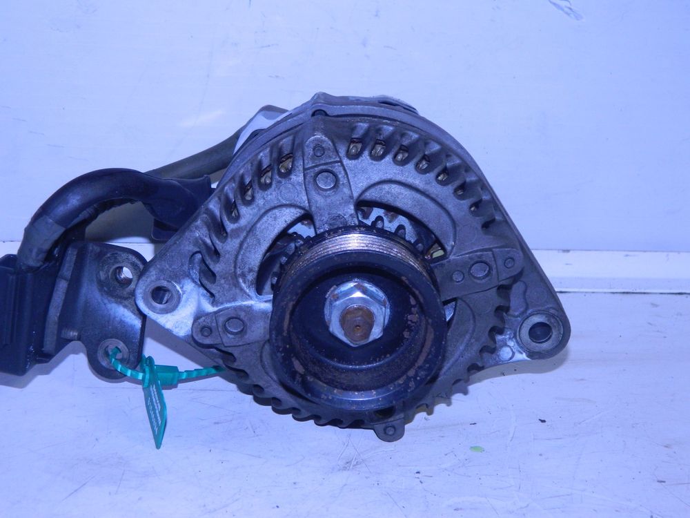 Генератор HONDA LEGEND KB1 J35A (Контрактный) 81546894