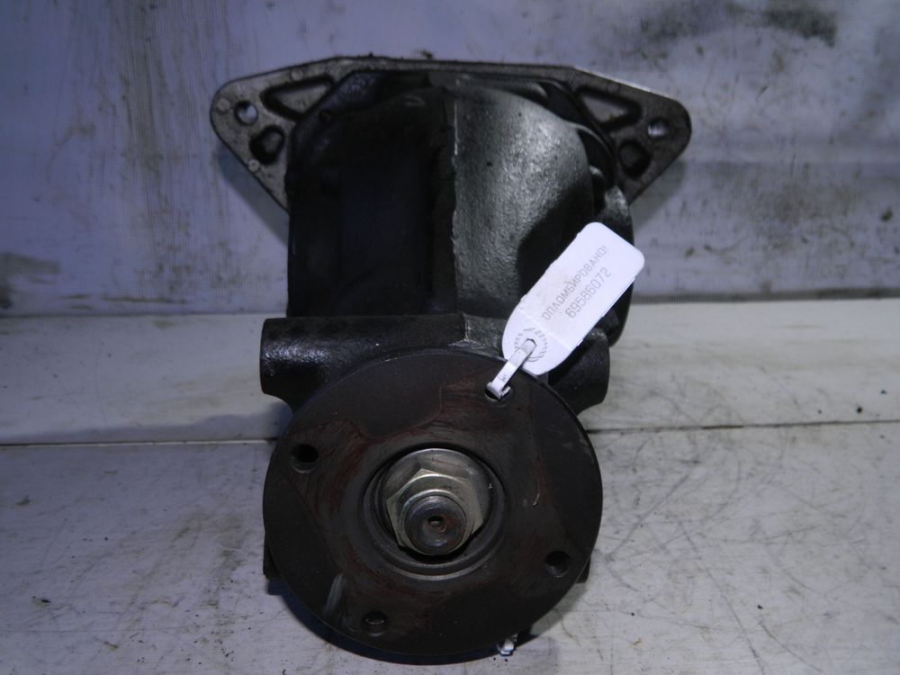 Редуктор MITSUBISHI LEGNUM EC1W 4G93 Зад (Контрактный) 69586072