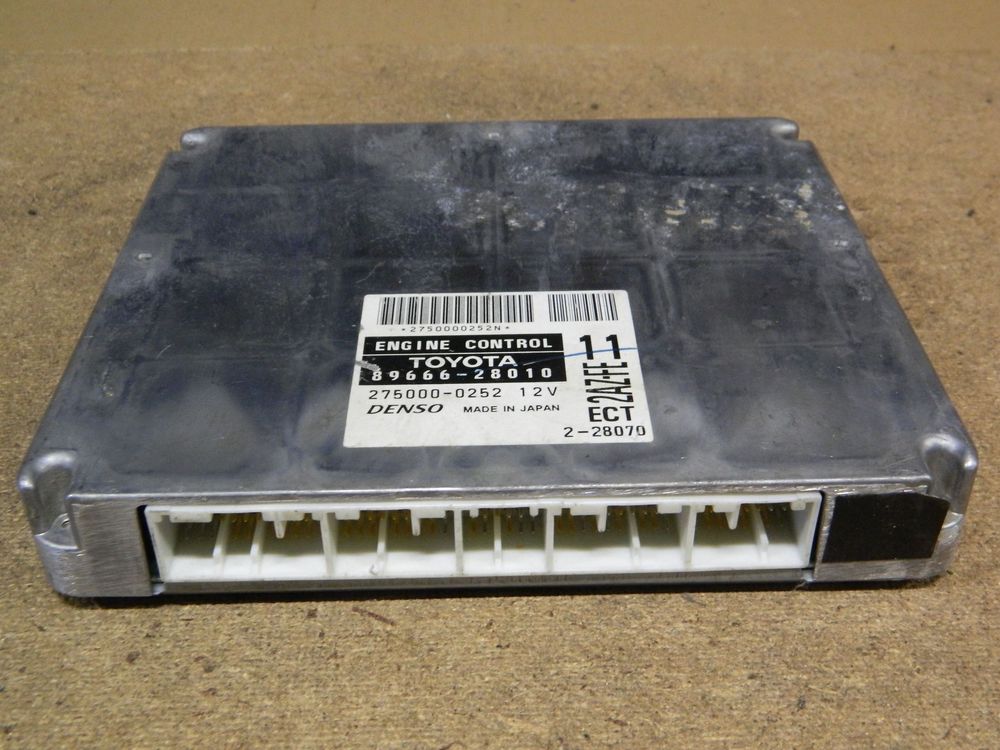 Блок управления ДВС TOYOTA ESTIMA 2AZFE (Контрактный) 10113