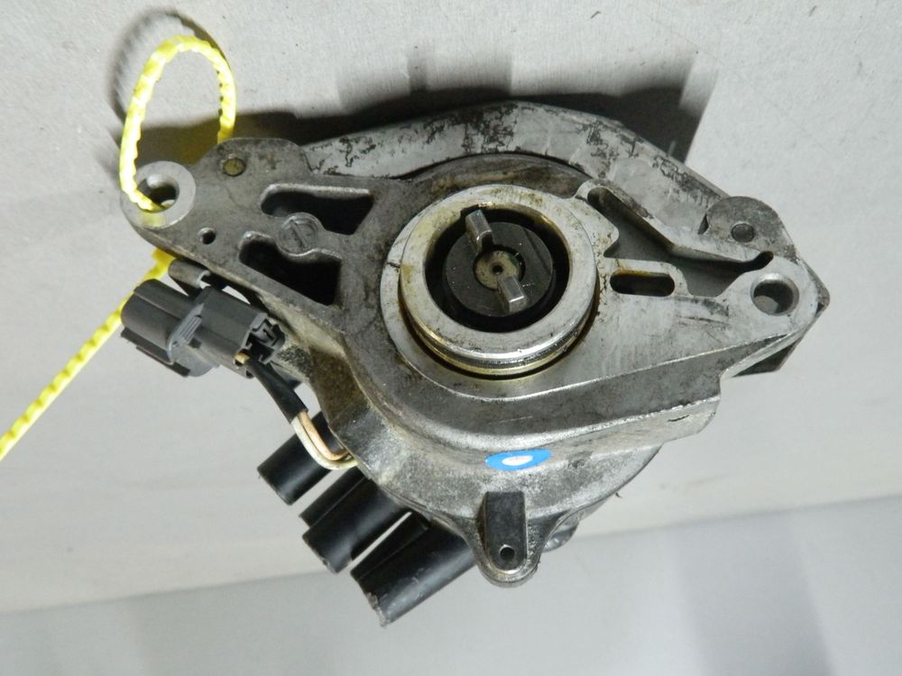 Трамблер HONDA G25A (Контрактный) 79780013