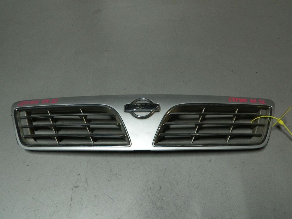 Решетка радиатора NISSAN CEFIRO A32 (Контрактный) 79773177
