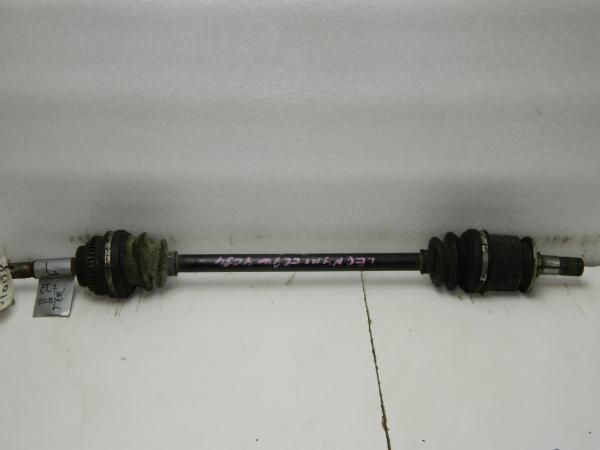 Привод MITSUBISHI LEGNUM EC5W 4G64 Зад Лев (Контрактный) 351008