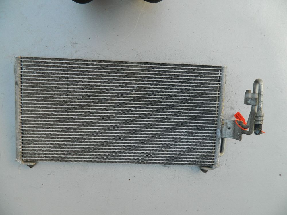 Радиатор кондиционера MITSUBISHI GALANT EA1A (Контрактный) 72367543