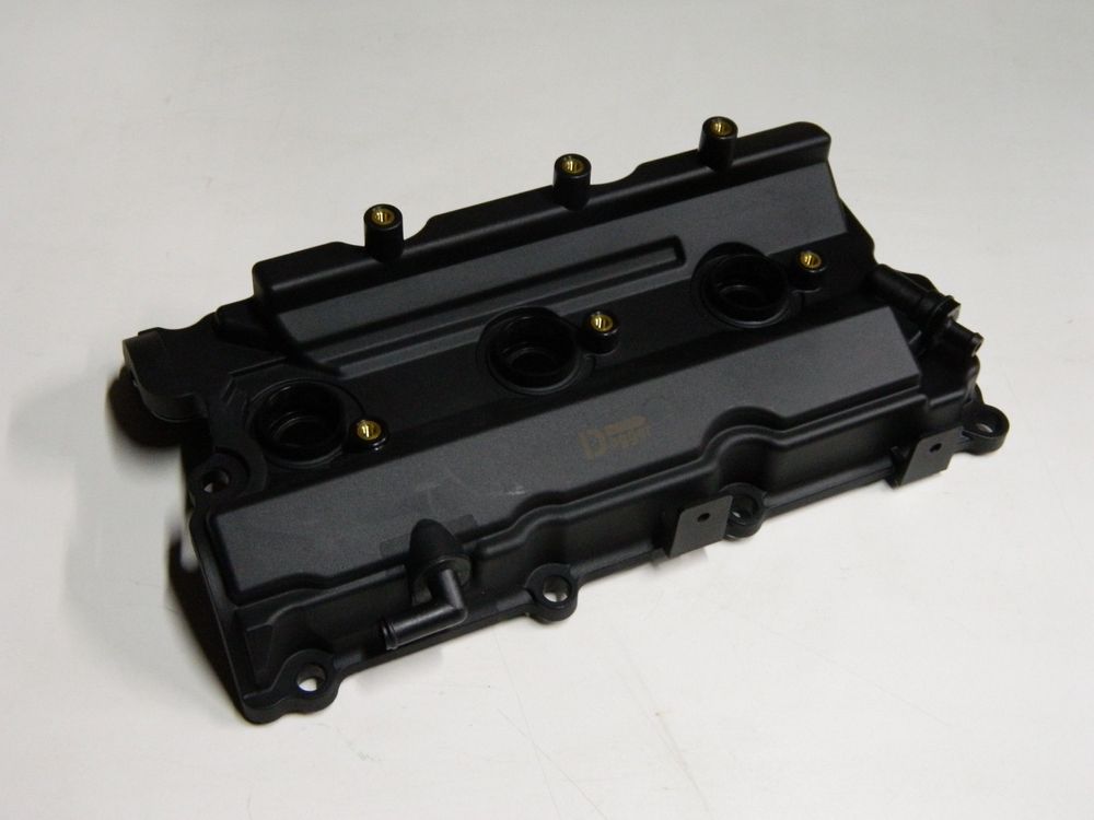 Крышка клапанная GENERAL PARTS 132645W501 VQ35 E51 RH