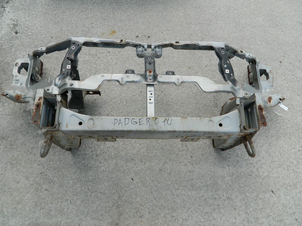 Рамка радиатора MITSUBISHI PAJERO iO H62W (Контрактный) 35015247