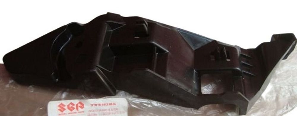 Кронштейн бампера SUZUKI 7173155LA0000