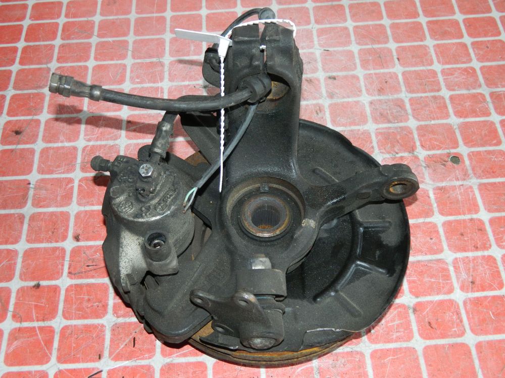 Ступица VOLKSWAGEN POLO 9N3 BKY Перед Прав (Контрактный) 45984729