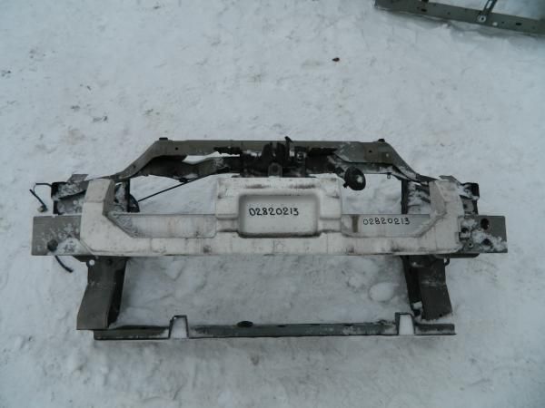 Рамка радиатора NISSAN Note E11 (Контрактный)