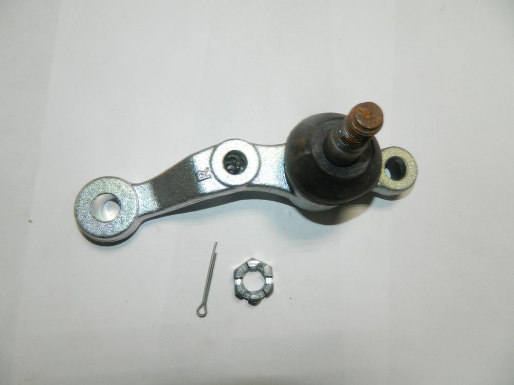 Опора шаровая GENERAL PARTS 4333029275 TOYOTA MARK II GX90/JZX90 RH