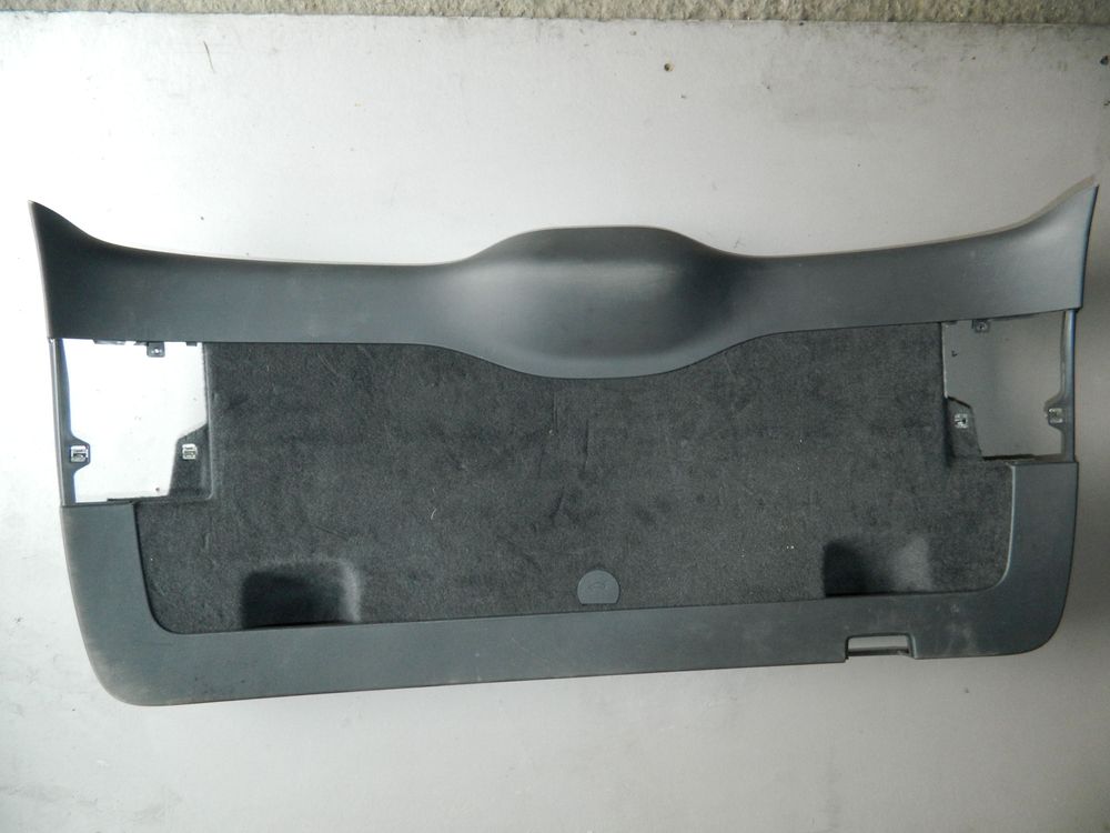 Обшивка крышки багажника VOLKSWAGEN TOUAREG 7L7 (Контрактный) 2777400080