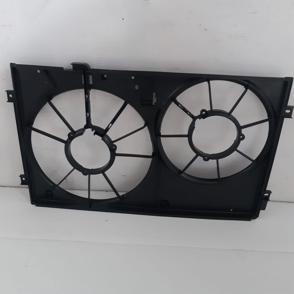 Диффузор радиатора GENERAL PARTS VW044013900 VOLKSWAGEN Tiguan