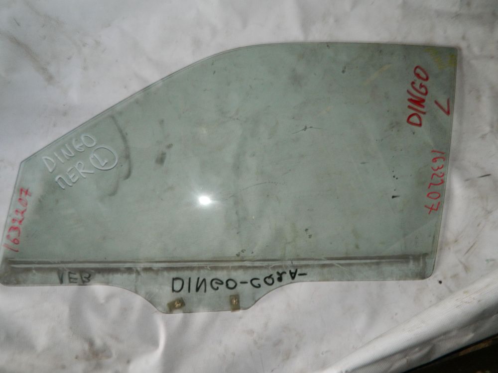 Стекло двери MITSUBISHI MIRAGE DINGO Перед. Лев (Контрактный) 1632207