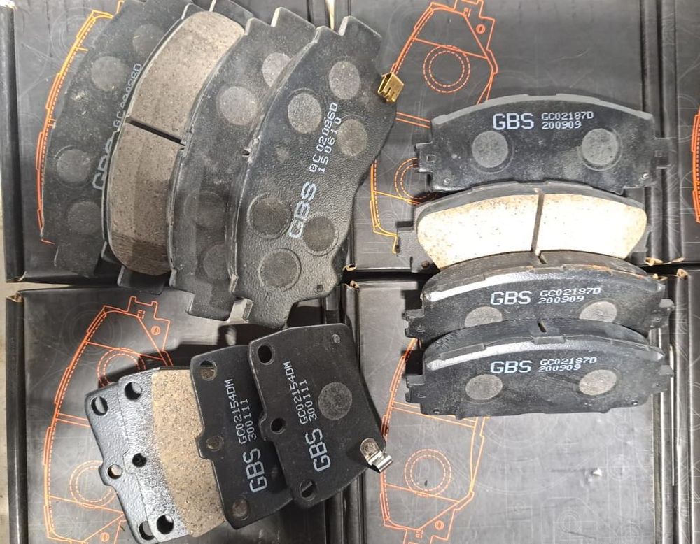 Колодки тормозные GBS GC01183D NISSAN ALMERA 00- / PRIMERA 99-01