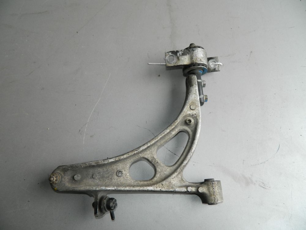 Рычаг SUBARU LEGACY BE5 Перед. Лев. (Контрактный) 45993260