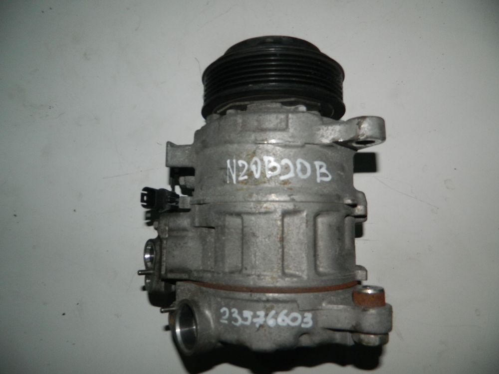 Компрессор кондиционера BMW 5-Series F10 N20B20B (Контрактный) 23576603