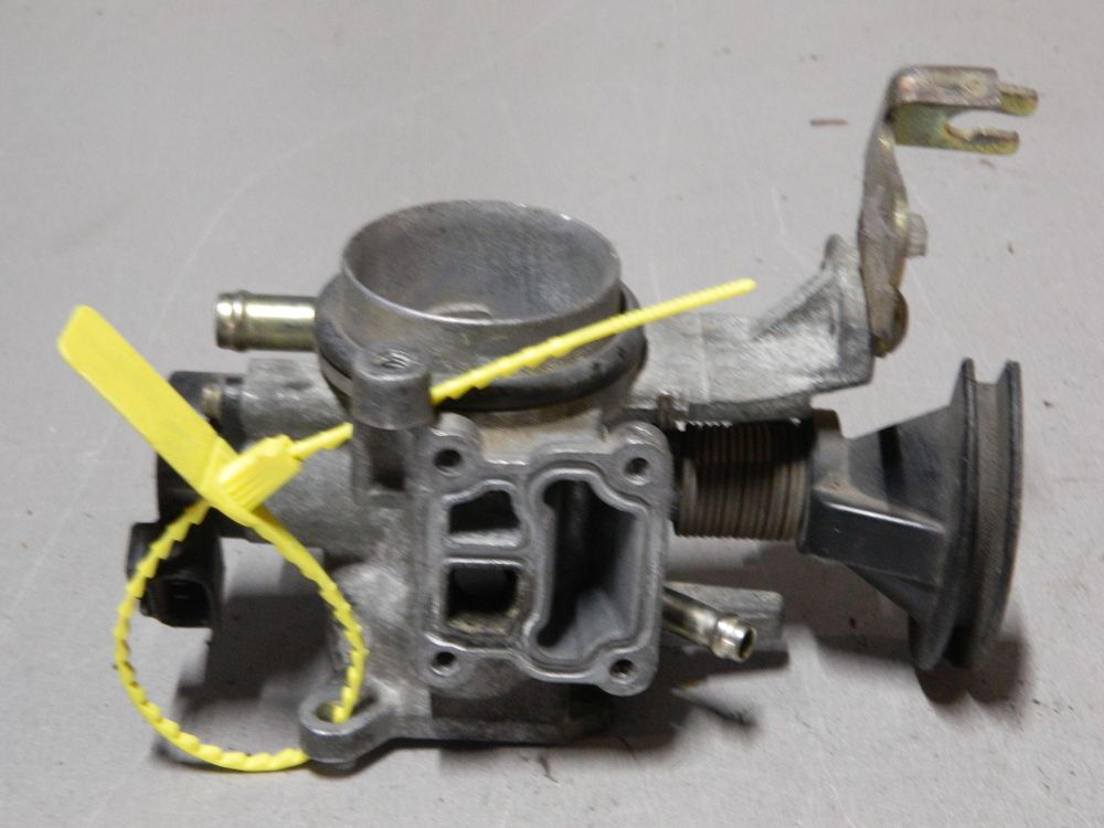 Дроссельная заслонка TOYOTA 1JZ (Контрактный) 79780482