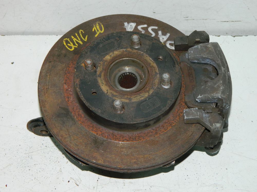 Ступица TOYOTA PASSO QNC10 Перед Прав (Контрактный) 40940691