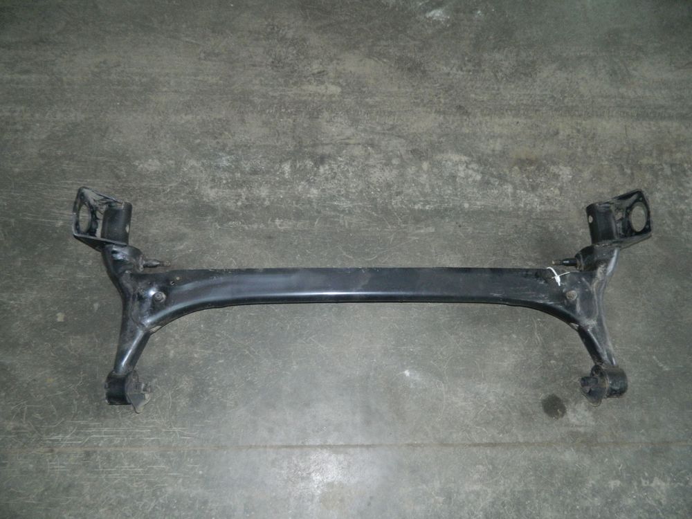 Балка задняя TOYOTA COROLLA E120 (Б/У) 45993899
