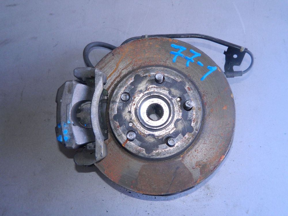 Ступица TOYOTA PRIUS NHW20 Перед Лев (Контрактный) 79591418