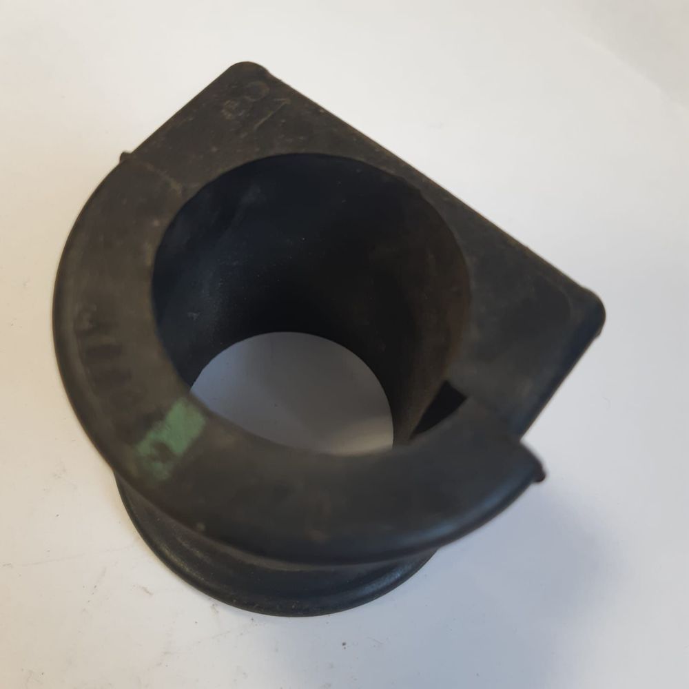 Втулка TOYOTA 4881560170 Land Cruiser
