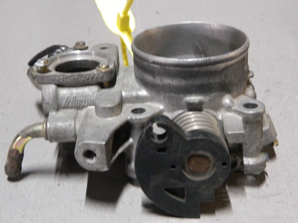 Дроссельная заслонка MITSUBISHI 4G93 (Контрактный) 79780393