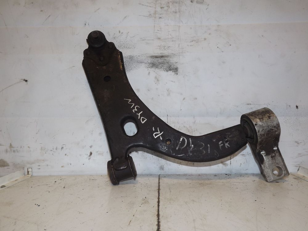 Рычаг подвески MAZDA DEMIO DY3W Перед Прав (Контрактный) 45993433