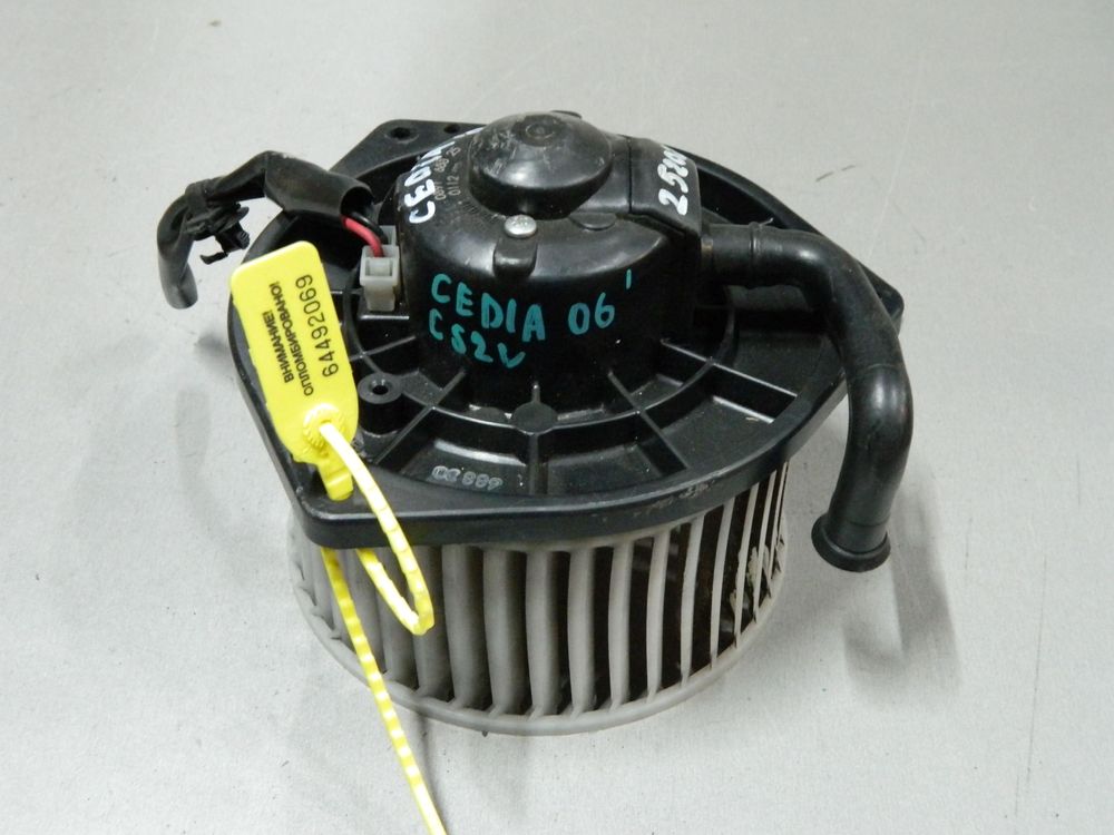 Мотор печки MITSUBISHI LANCER CEDIA CS2A (Контрактный) 64492069