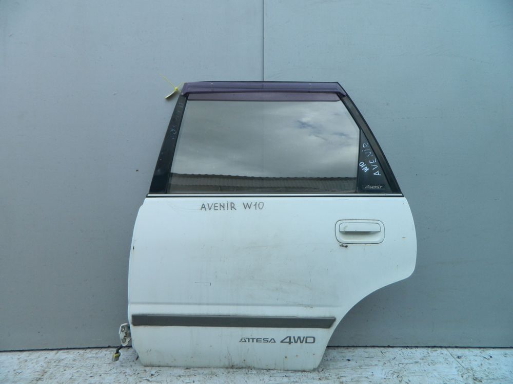 Дверь NISSAN AVENIR W10 Зад Лев (Контрактный) 40951300