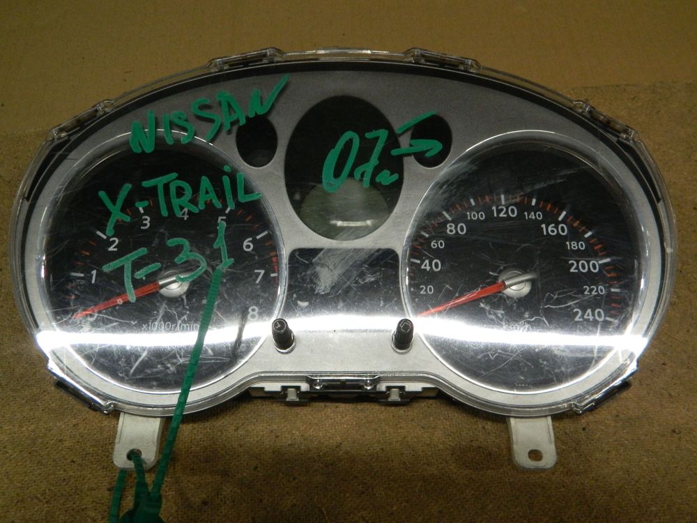 Панель приборов NISSAN X-TRAIL NT31 (Контрактный) 79590187
