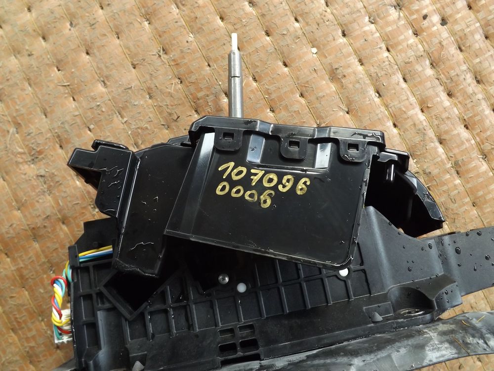 Селектор АКПП NISSAN TEANA J32 (Контрактный) 1070960006