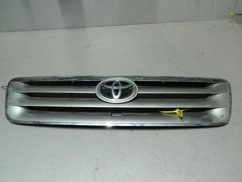 Решетка радиатора TOYOTA IPSUM ACM21 (Контрактный) 79773279