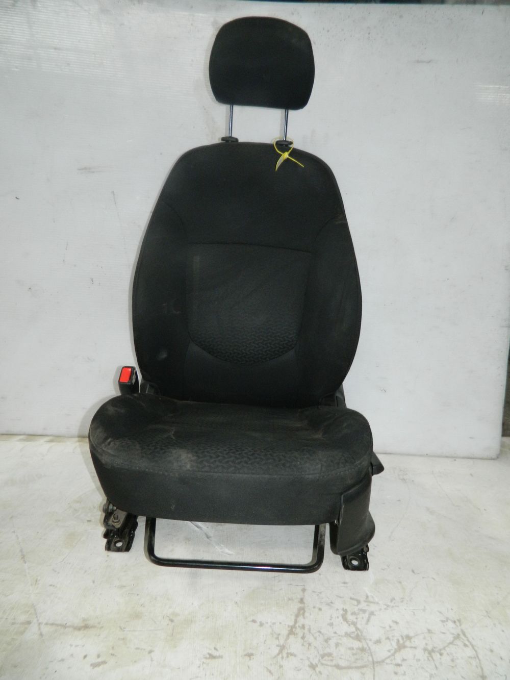 Сиденье KIA RIO QB Перед Лев (Б/У) 40940192