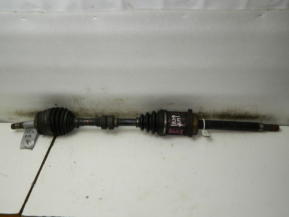 Привод NISSAN PRIMERA P12 QR20DE Перед Прав (Контрактный) 35015624
