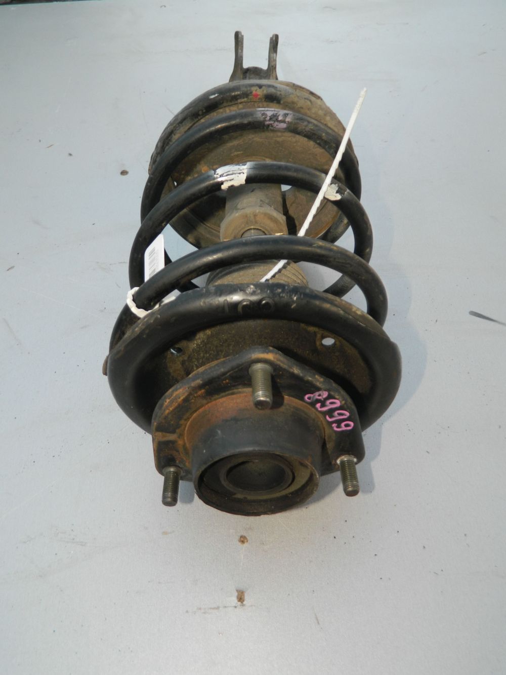 Стойка подвески NISSAN AVENIR W11 Перед Прав (Контрактный) 45993505