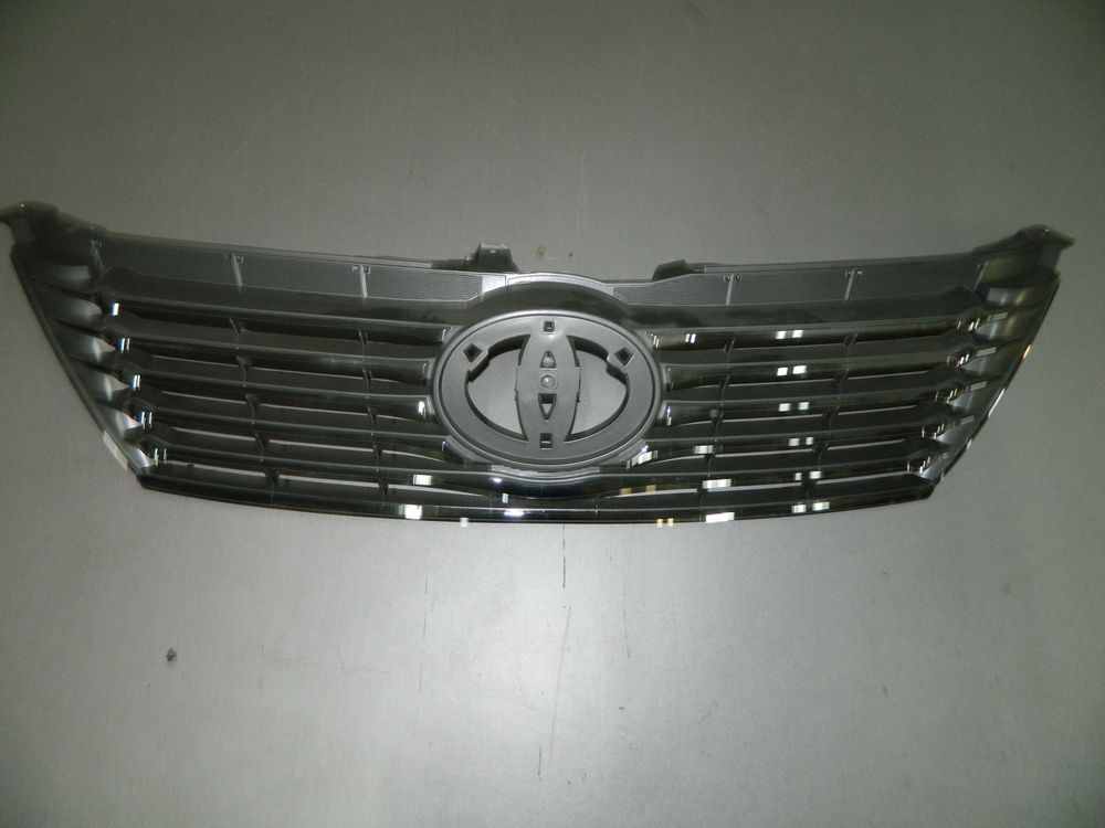 Решетка радиатора NSP NSP045310133370 TOYOTA Camry VII (Уценка)