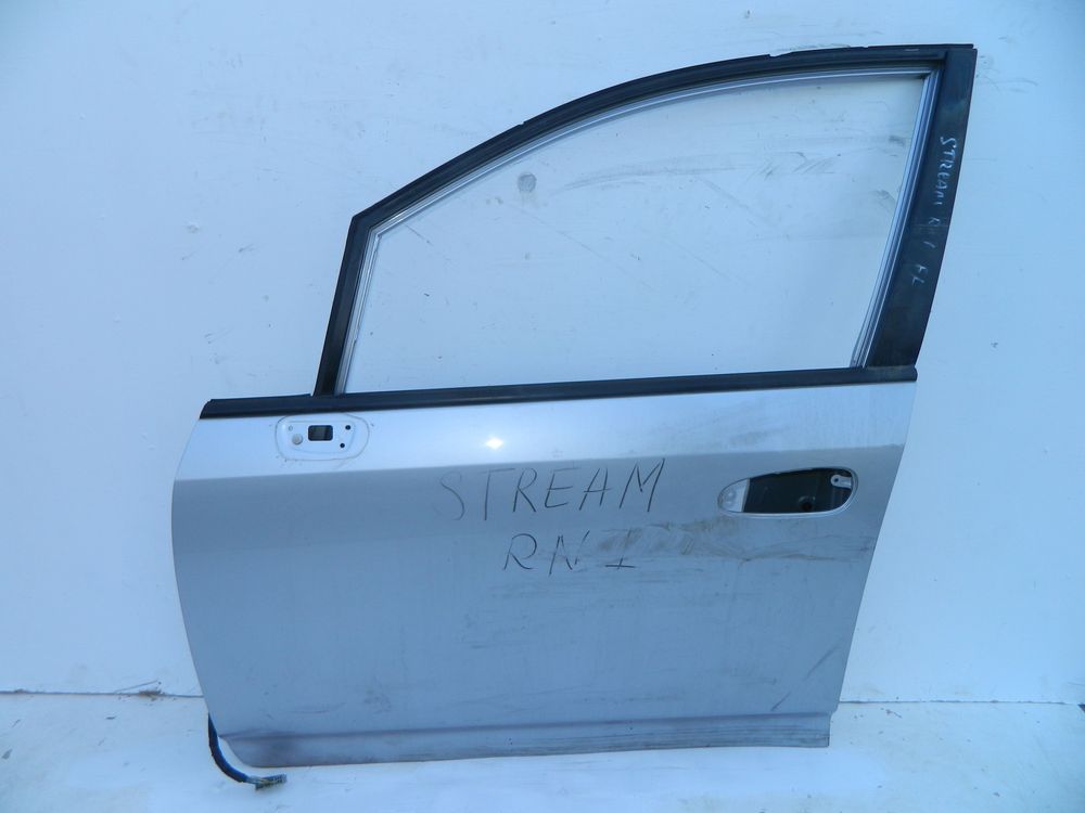 Дверь HONDA STREAM RN1 Перед Лев (Контрактный) 46098129