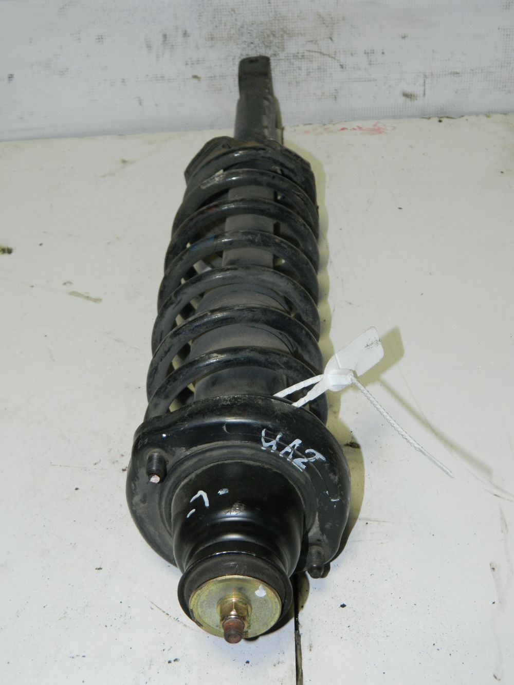 Стойка подвески HONDA INSPIRE UA2 Задн (Контрактный) 45976858