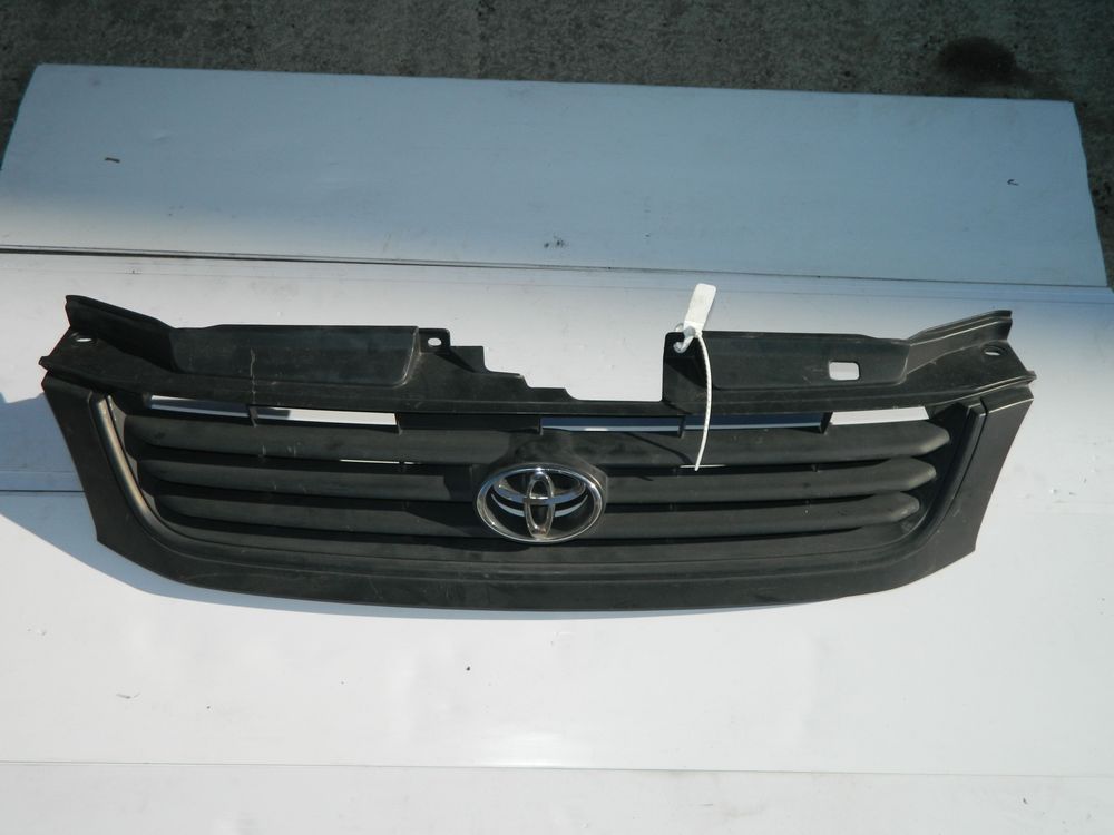 Решетка радиатора TOYOTA LITE ACE NOAH SR40 (Контрактный) 45980013