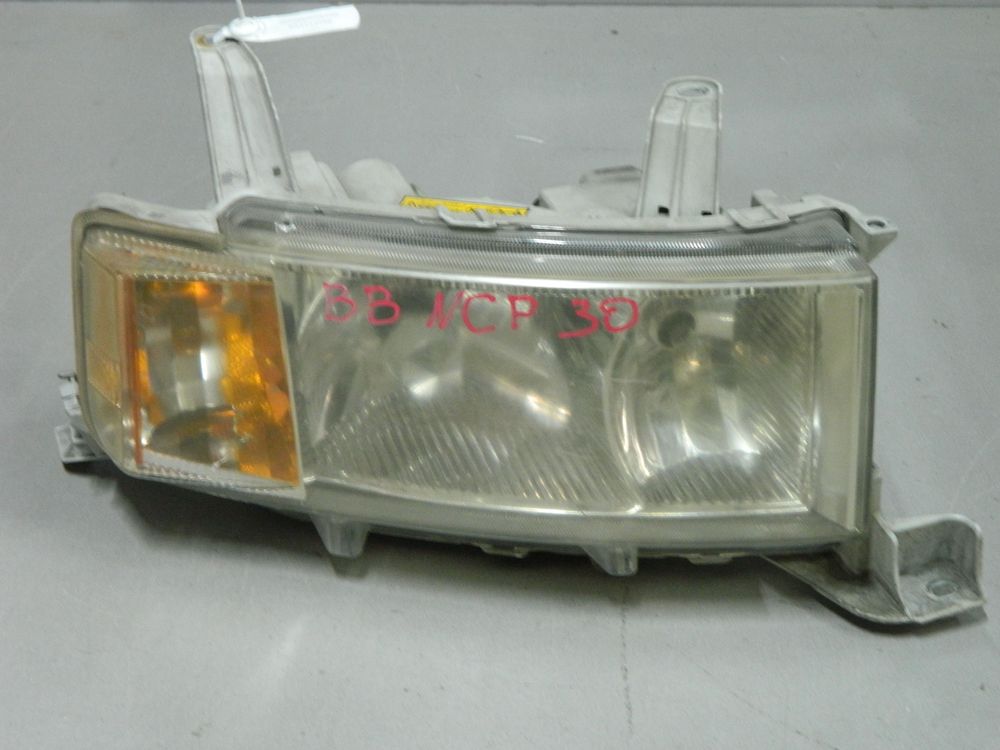 Фара TOYOTA BB NCP31 Перед Прав 52119 (Контрактный) 03344558